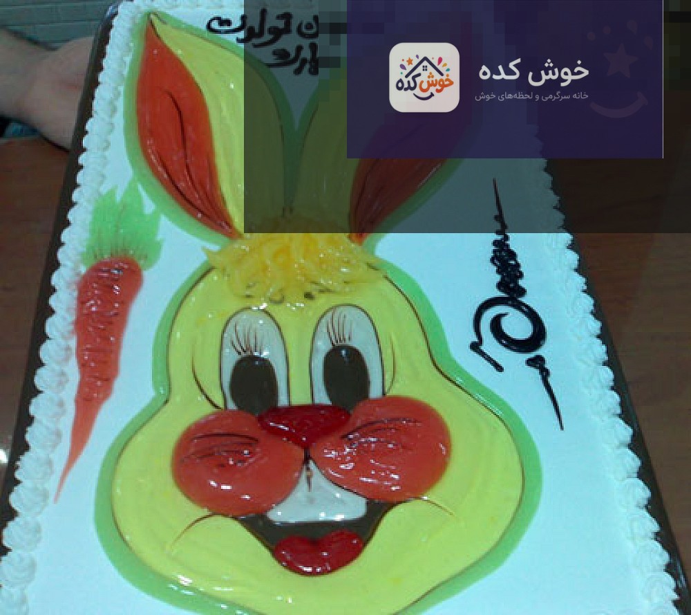 ژله بریلو خانگی با بافتی نرم و شفاف در کاسه، آماده برای استفاده در تزیین کیک و شیرینی
