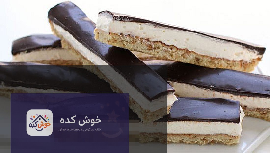 پای کیک پنیری مقوی و خوشمزه پای کیک پنیری با رویه طلایی و برش خورده، مناسب برای میانوعده دانشآموزان