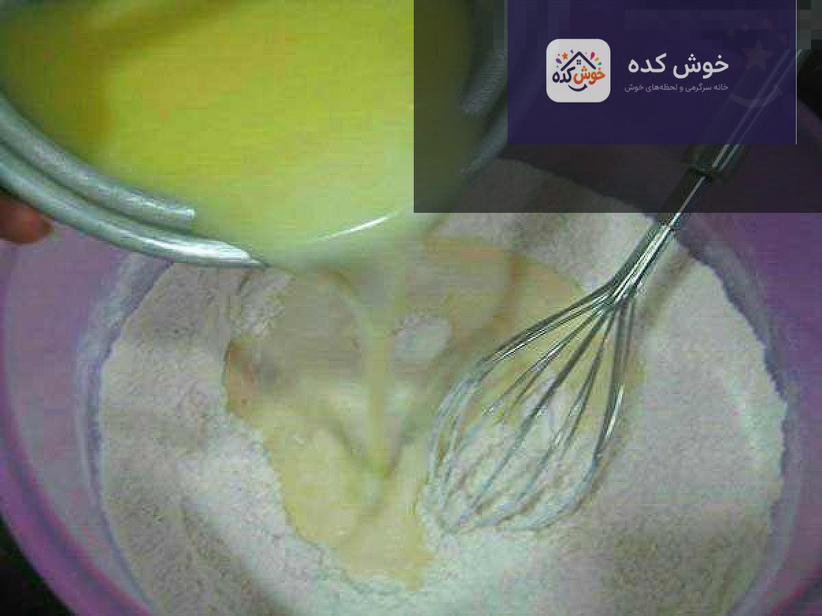 نان باگت خانگی برش خورده نان باگتهای خانگی پخته شده و برش خورده، آماده برای سرو به عنوان نان ساندویچ فرانسوی