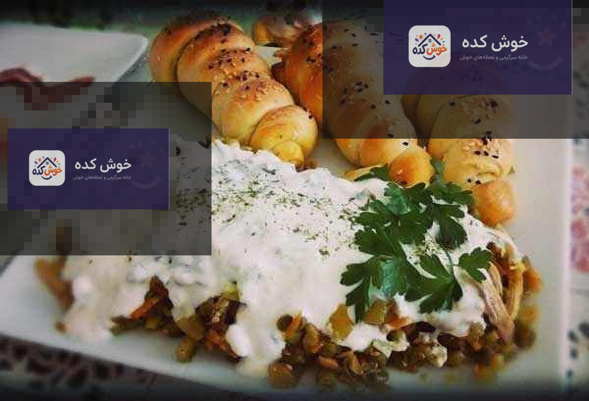 خوراک قفقازی مجلسی با گوشت و مرغ، تزیین شده با سبزیجات تازه