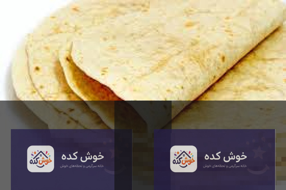 طرز تهیه نان ترتیلا خانگی نان ترتیلای خانگی تازه پخته شده روی تخته چوبی با مواد اولیه در پس زمینه
