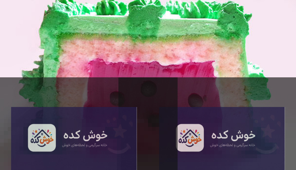برش خورده کیک ژله هندوانه ای با دانه های شکلاتی و تزیینات یلدایی