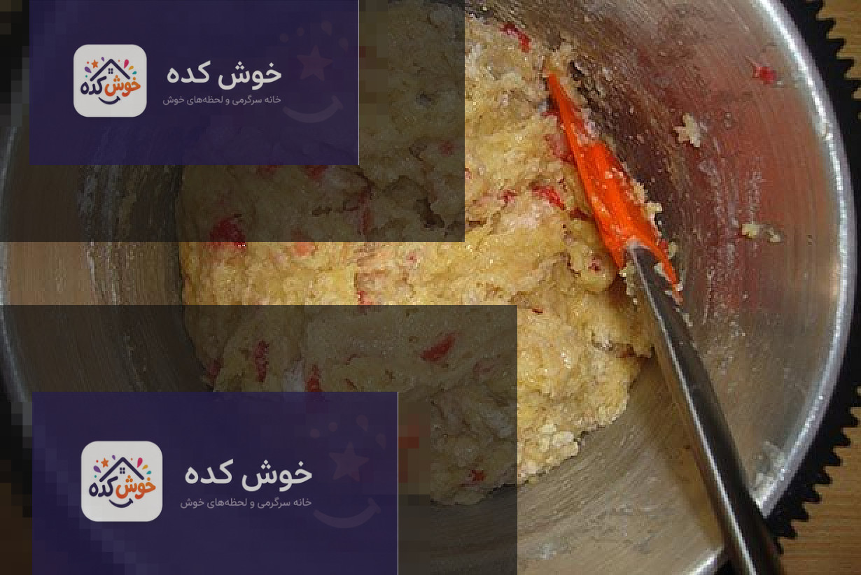 طرز تهیه مافین موز و توت فرنگی