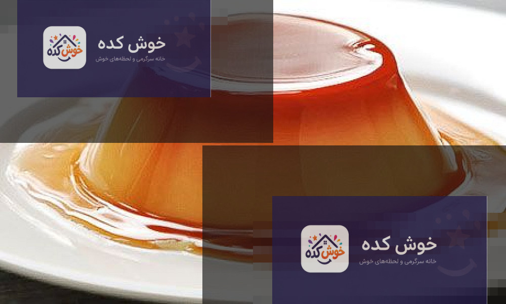کرم کارامل خانگی در قالب کرم کارامل آماده شده در قالب، با سس کارامل براق و تزئین شده با برگ نعنا