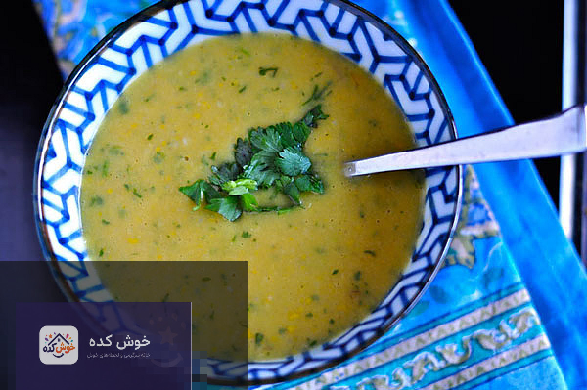 مواد اولیه سوپ کدو سبز تند مواد اولیه لازم برای تهیه سوپ کدو سبز تند شامل کدو سبز، پیاز، سیر و ادویهجات
