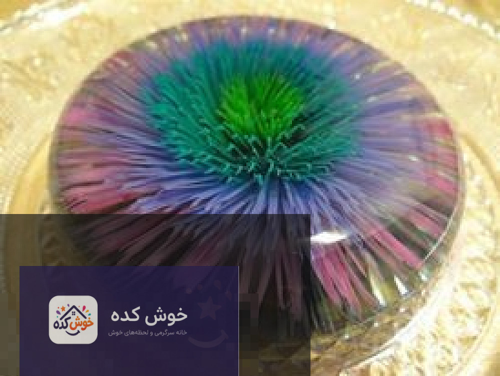 ژله تزریقی طرح گل رز قرمز ژله تزریقی با طرح گل رز قرمز و برگهای سبز، دسر شیک و جذاب برای پذیرایی