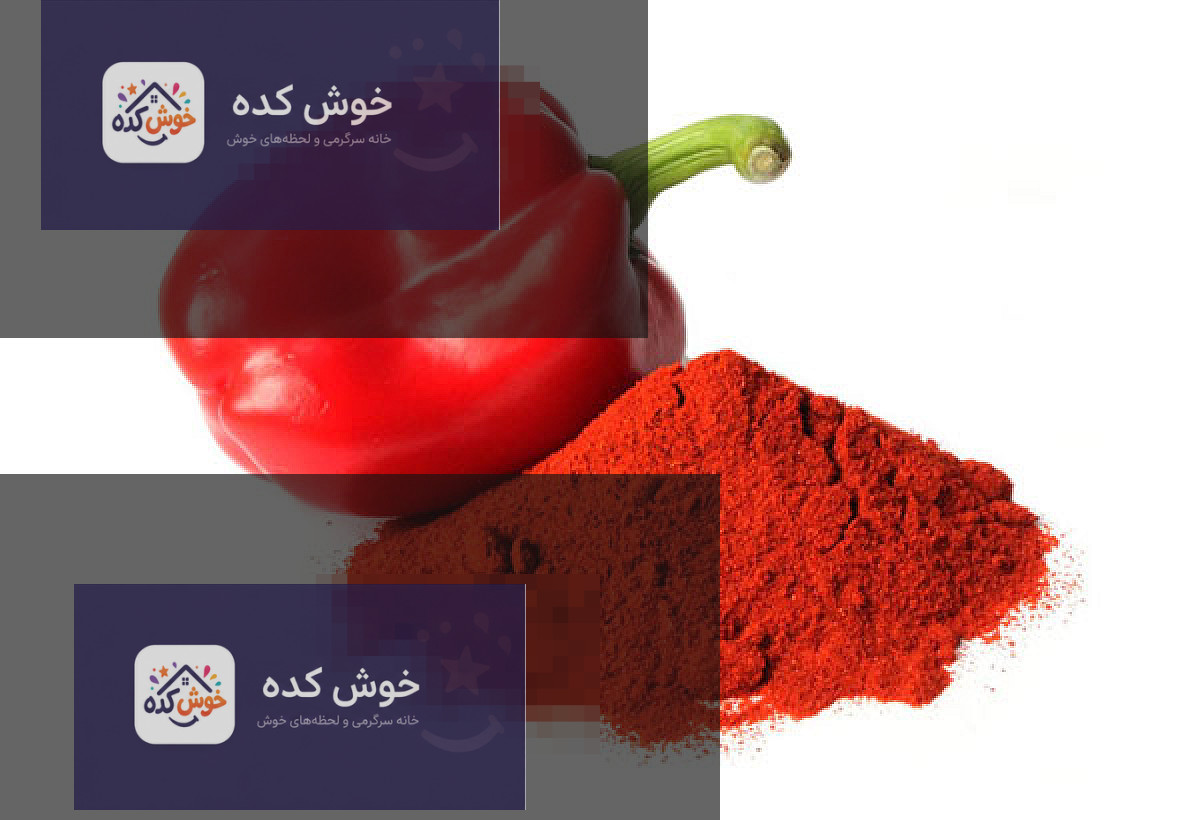 پودر پاپریکا خانگی خوش‌رنگ و معطر در ظرف شیشه‌ای در کنار فلفل دلمه‌ای خشک شده