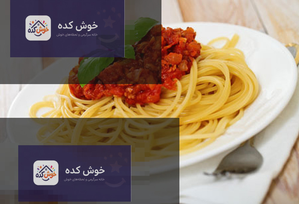 ماکارونی در حال پخت در قابلمه آب جوش، با بخار ملایم و آماده شدن برای سرو
