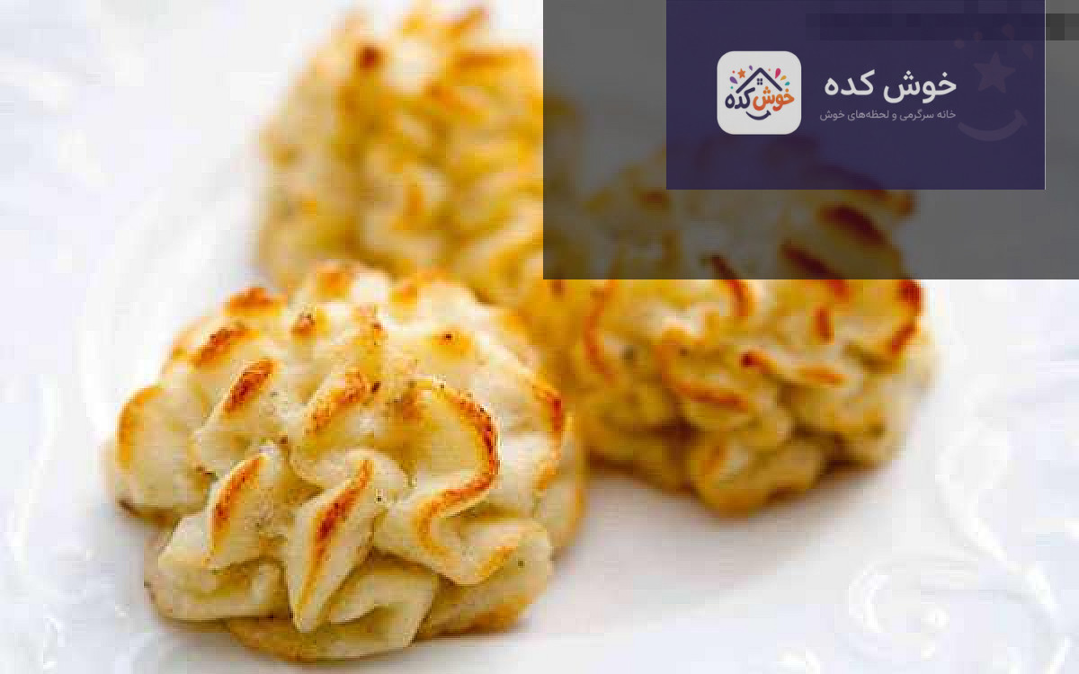 دوشس سیبزمینی و سیبزمینی بامیهای سیبزمینی بامیهای سرخ شده و دوشس سیبزمینی در کنار هم، مناسب مهمانی