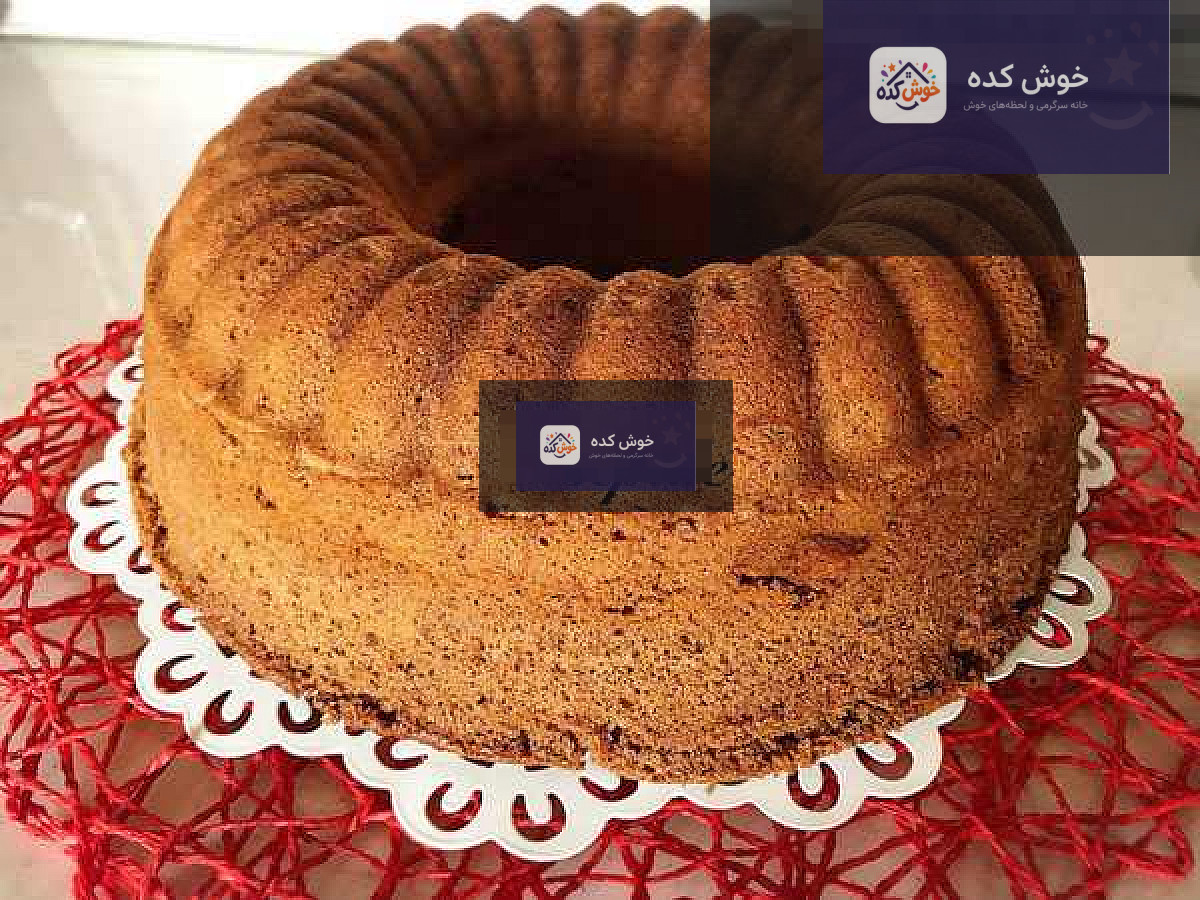 برش‌های کیک شکلاتی اسپرسو با بافت نرم و مرطوب، تزئین شده با دانه قهوه